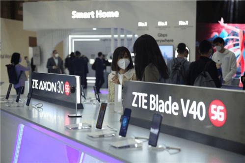 MWC 2022 中國(guó)科技企業(yè)引領(lǐng)創(chuàng)新，綠廠閃充技術(shù)與教育科技服務(wù)雙星閃耀